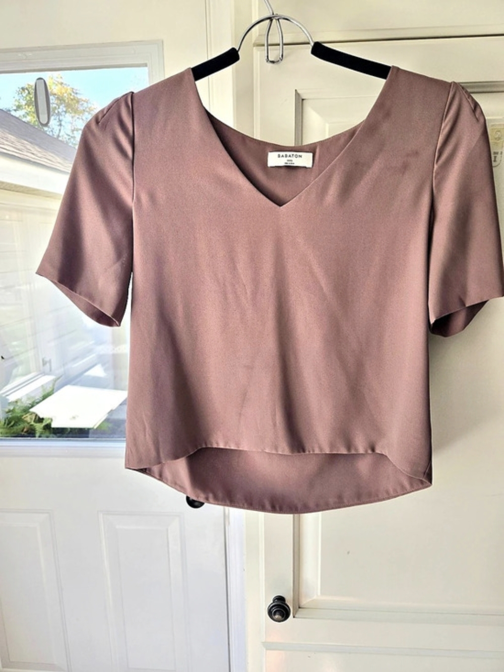 Babaton Short Sleeve V-Neck Blouse in Rose Size XXS Like New